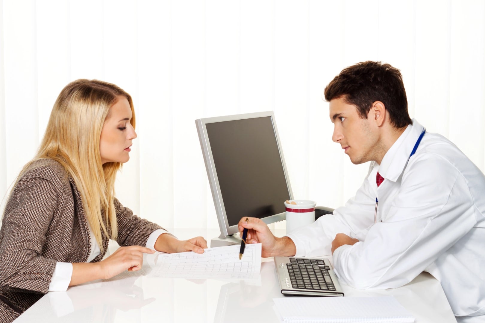 How Physician Website Can Help Build Relationship with Patients